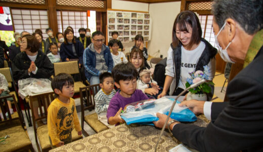 〔報恩講作品展〕絵と書を募集中！
